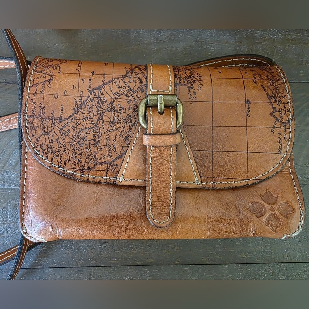 Patricia Nash Torrie Crossbody In Signature Map Print - Picture 9 of 9